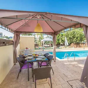 Villa Antonia, Protaras